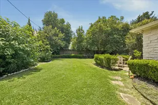 4919 Imperial St, Bellaire, TX 77401 - Photo 20