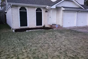 19522 Lake Hollow Ln, Houston, TX 77084 - Photo 2