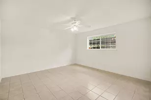 5704 Edgemoor Dr, Houston, TX 77081 - Photo 8