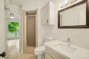 5704 Edgemoor Dr, Houston, TX 77081 - Photo 12