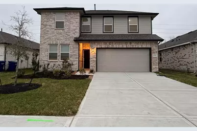 4715 Bay Vista Drive, Baytown, TX 77523 - Photo 2