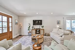 1615 Avenue L, Galveston, TX 77550 - Photo 12