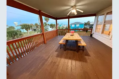 16701 Moby Dick Drive, Jamaica Beach, TX 77554 - Photo 8