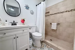 16701 Moby Dick Dr, Jamaica Beach, TX 77554 - Photo 32