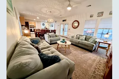 16701 Moby Dick Drive, Jamaica Beach, TX 77554 - Photo 12