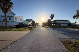 16701 Moby Dick Dr, Jamaica Beach, TX 77554 - Photo 42