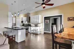 334 Sunset Dr, Livingston, TX 77351 - Photo 10