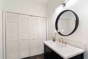 153 Sage Rd, Houston, TX 77056 - Photo 16