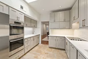 153 Sage Rd, Houston, TX 77056 - Photo 8