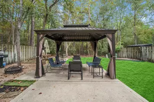 14 N Flickering Sun Cir, The Woodlands, TX 77382 - Photo 32