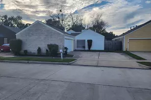 12534 Riva Ridge Ln, Houston, TX 77071 - Photo 2