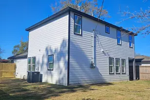 1 Booker St, Baytown, TX 77521 - Photo 4