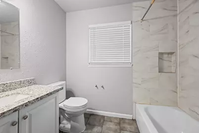 6138 Kenilwood Drive, Houston, TX 77033 - Photo 20