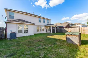 5310 Meadow Canyon Dr, Sugar Land, TX 77479 - Photo 16