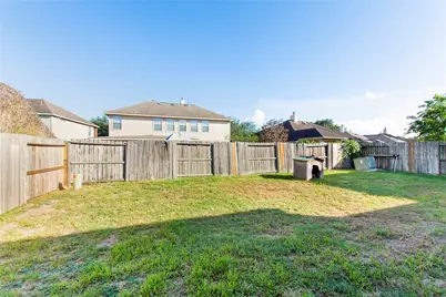 5310 Meadow Canyon Drive, Sugar Land, TX 77479 - Photo 14