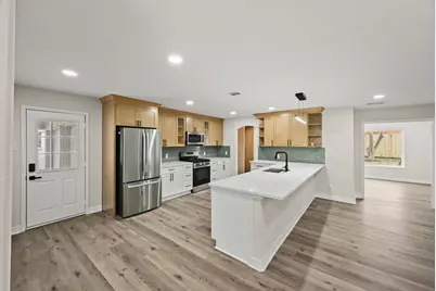 3011 Freshmeadows Drive, Houston, TX 77063 - Photo 14