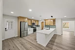 3011 Freshmeadows Dr, Houston, TX 77063 - Photo 14