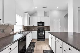 12702 Portales Pointe Ln, Tomball, TX 77377 - Photo 8