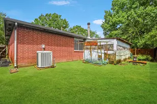 1723 Oak Ridge Dr, Kemah, TX 77565 - Photo 20