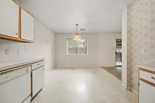 1723 Oak Ridge Dr, Kemah, TX 77565 - Photo 10