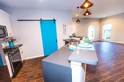 507 E Foley Street, Alvin, TX 77511 - Photo 6