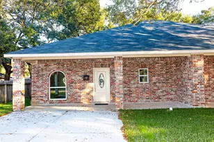 507 E Foley St, Alvin, TX 77511 - Photo 22