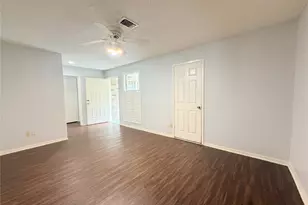 2535 Planters Row, Sugar Land, TX 77478 - Photo 4