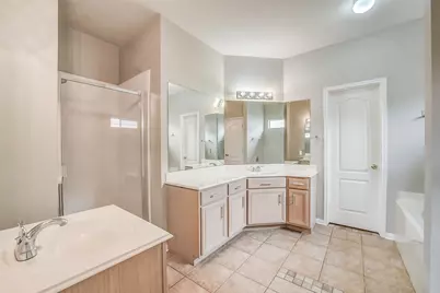 7002 Plaza Del Sol Drive, Houston, TX 77083 - Photo 18