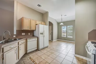 7002 Plaza Del Sol Drive, Houston, TX 77083 - Photo 10