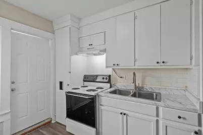 900 Texas Avenue #59, Texas City, TX 77590 - Photo 6