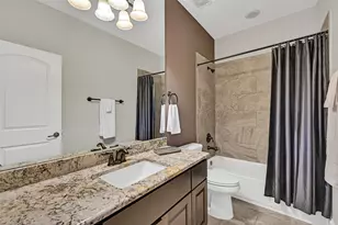 1310 Tamina Pass Ln, Friendswood, TX 77546 - Photo 32