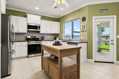 237 Vivian Road, Onalaska, TX 77360 - Photo 14