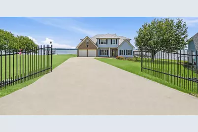 237 Vivian Road, Onalaska, TX 77360 - Photo 2