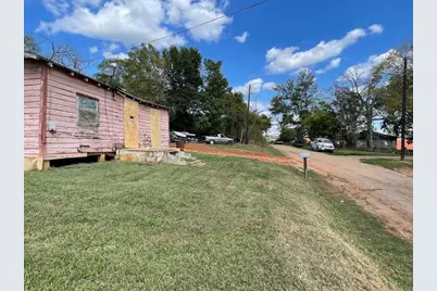 215 Maple Street, Palestine, TX 75801 - Photo 2