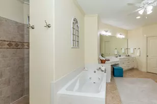 7940 Laurelwood St, Beaumont, TX 77707 - Photo 22