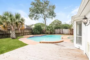 1403 Diana Ct, Houston, TX 77062 - Photo 14