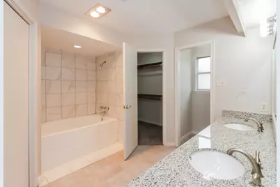1403 Diana Court, Houston, TX 77062 - Photo 12