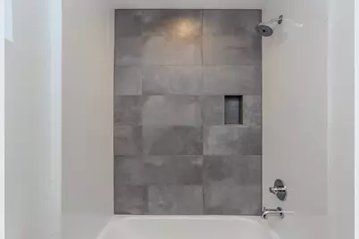 3404 Saltus Street #B, Houston, TX 77003 - Photo 42