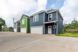 8203 Woodlyn Rd, Houston, TX 77028 - Photo 1