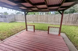 3821 Pin Oak Dr N, Pearland, TX 77581 - Photo 18