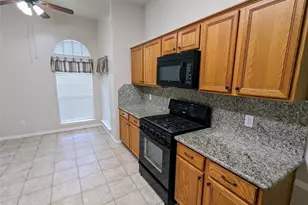 3821 Pin Oak Dr N, Pearland, TX 77581 - Photo 10