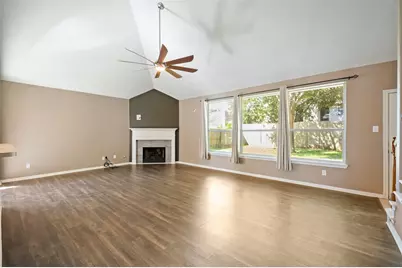 406 Stockbridge Lane, Dickinson, TX 77539 - Photo 10