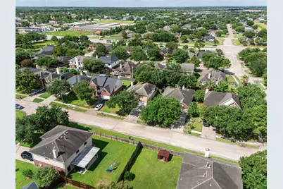406 Stockbridge Lane, Dickinson, TX 77539 - Photo 34