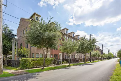 2110 Shearn Street #12, Houston, TX 77007 - Photo 2