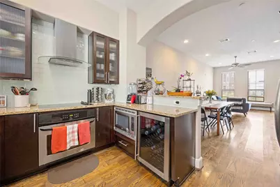 2110 Shearn Street #12, Houston, TX 77007 - Photo 6