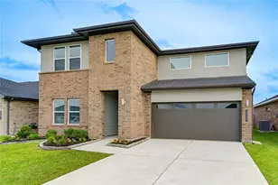 30039 Violet sky Wy, Katy, TX 77494 - Photo 2