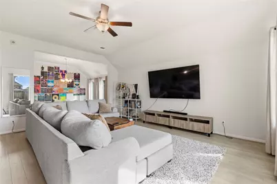 2602 Arbor Edge Crossing, Texas City, TX 77568 - Photo 8