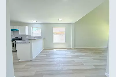 14638 Presidents Drive W, Houston, TX 77047 - Photo 12