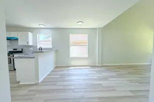 14638 President's Dr W, Houston, TX 77047 - Photo 12