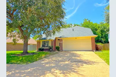 14638 Presidents Drive W, Houston, TX 77047 - Photo 2